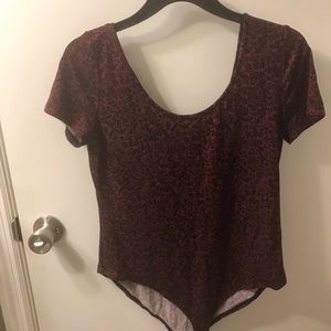 Red tiny floral body suit🌺